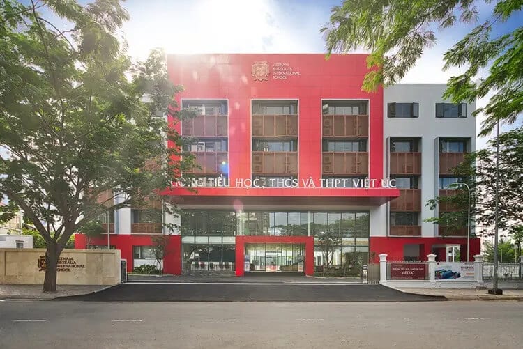 Khuôn viên VAS Riverside tại Quận 7, TP.HCM